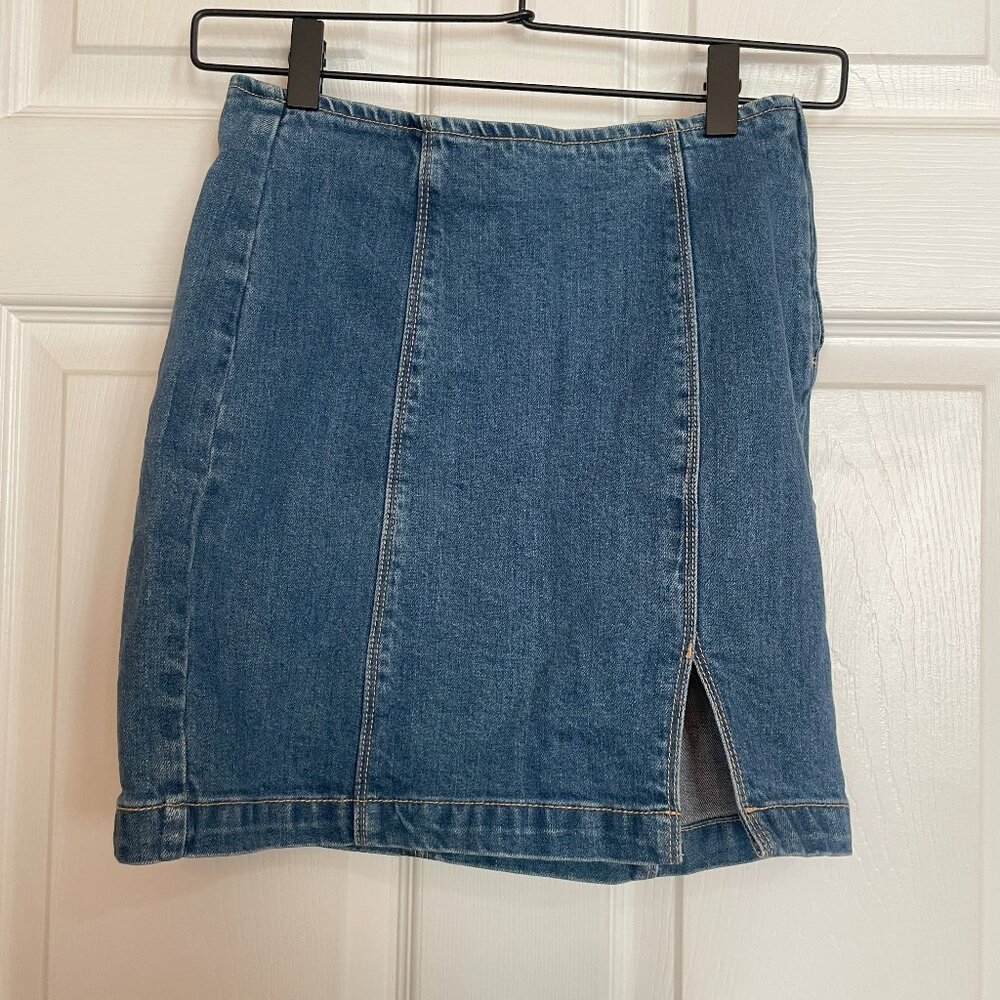 PacSun Blue Fitted Denim Skirt